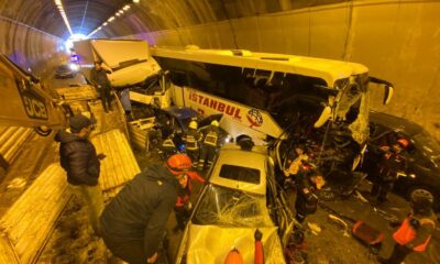 Bolu Dağı Tünelinde can pazarı!. 18 araç birbirine girdi!.