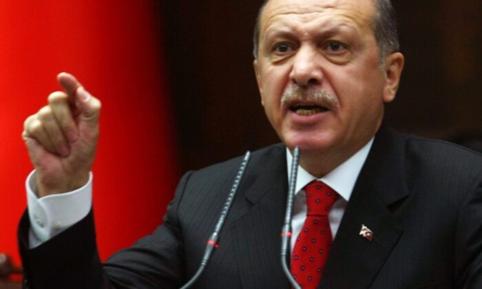 Erdoğan tahliye kararını duyunca çıldırdı!. “Sen Bu adi Herifi Nasıl Tahliye Edersin!.”