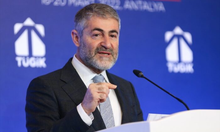 Vatandaş pahalılıktan inim inim inlerken Bakan Bey ekonomiyi kurtarmakla övünüyor!.