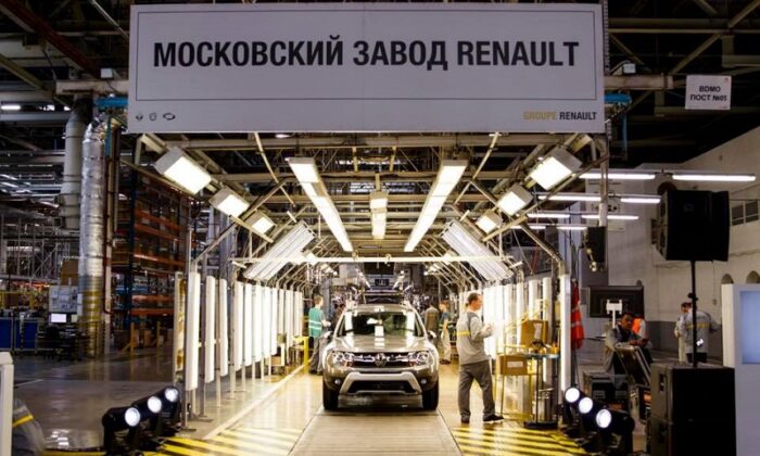 Batı Rusya’ya ambargodan çabuk vazgeçti!.