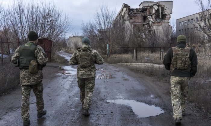Rusya Ukrayna’da savaştırmak için Suriye’den adam toplamaya başladı!.