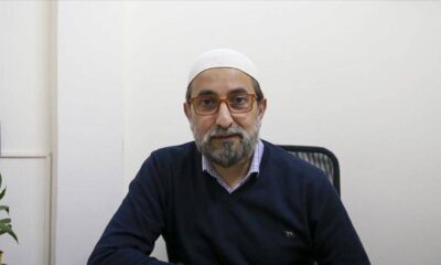 Gezmek için Sultanahmet Camii’ne gelen Arjantinli psikolog Müslüman oldu!.