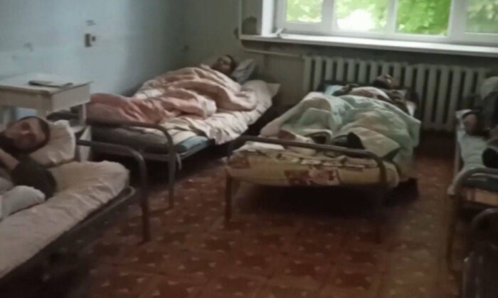 Rusya, Azovstal’daki Ukraynalı askerlerin esir alındığını duyurdu!.