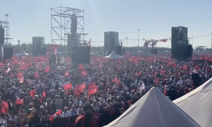 CHP’nin adayı Kemal Kılıçdaroğlu..
