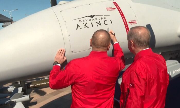 Cumhurbaşkanı Erdoğan, Aliyev ile Akıncı SİHA’yı imzaladı!.