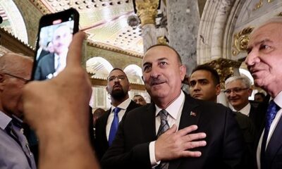 Filistinli yaşlı adamdan Mescid-i Aksa’da Çavuşoğlu’na sitem! “Mescid-i Aksa Türkiye’nin ordularını bekliyor!.” (video haber)