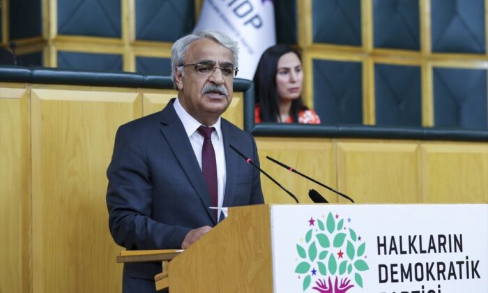 Olası sınır ötesi harekata karşı çıkan HDP, ittifak kardeşi CHP’den destek istedi!.