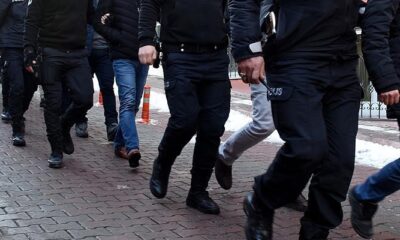 İzmir merkezli 26 ilde FETÖ operasyonu! 60 gözaltı kararı..