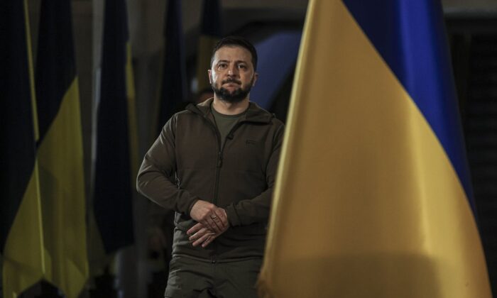 Zelensky Türkiye’yi Yunana şikayet etti! Rus turistleri alacağımız için kırgınmış!.