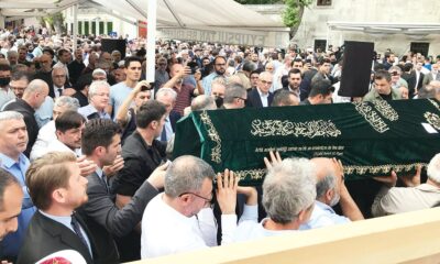Yazar ve şair Mevlana İdris dualarla son yolculuğuna uğurlandı!.