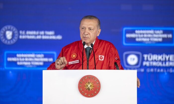 4. sondaj gemisinin adı “ABDÜLHAMİD HAN”