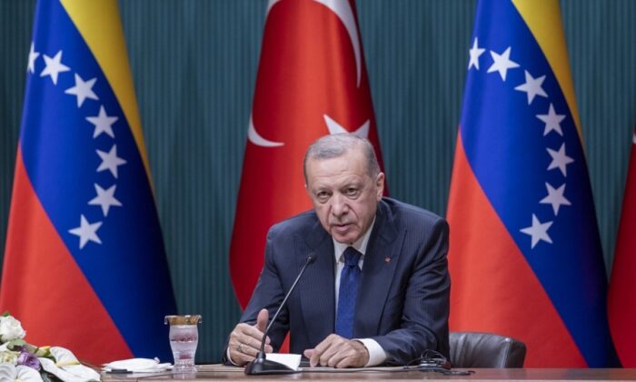 Cumhurbaşkanı Erdoğan’dan Yunanistan’daki ABD üslerine tepki..