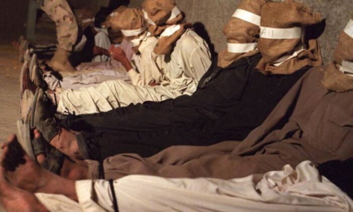 Amerika’nın işkence sicili! Guantanamo’nun ilk kez yayınlanan fotoğrafları..