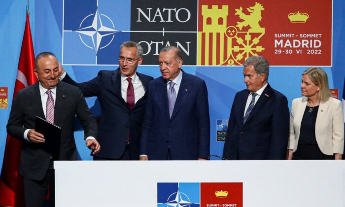 Finlandiya Cumhurbaşkanı: “Anlaşma için taviz verdik!.”