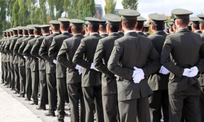 15 Temmuz’dan bu yana TSK’dan 150’si general 24 bin 388 kişi ihraç edildi!.