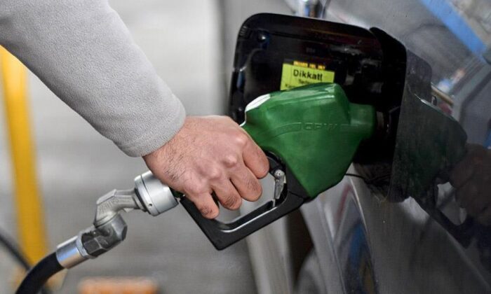 Benzine indirim geliyor!.