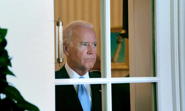 Joe Biden coronavirüse yakalandı!.