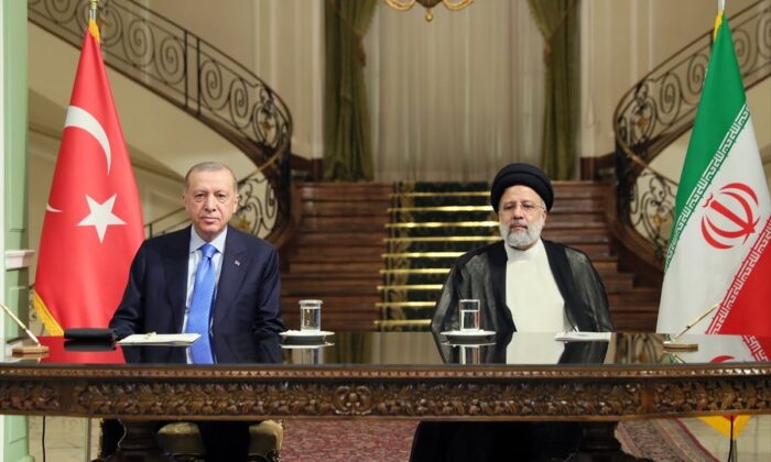 Cumhurbaşkanı Erdoğan ile İbrahim Reisi, ortak açıklama yaptı!.