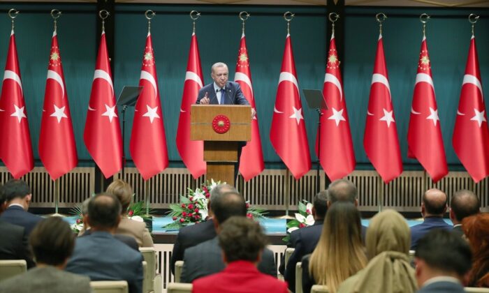 Cumhurbaşkanı Erdoğan’dan KYK açıklaması! İşte yeni düzenleme.. (video haber)