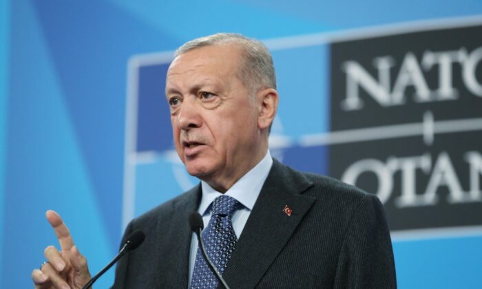 Cumhurbaşkanı Erdoğan’dan NATO Zirvesi sonrası Yunanistan mesajı..
