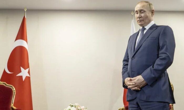 Cumhurbaşkanı Erdoğan’ın Putin’i bekletmesi, dünya medyasında gündem oldu!.