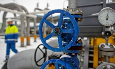 Rusya’dan Avrupa’ya gaz akışı yarı yarıya düşüyor!.