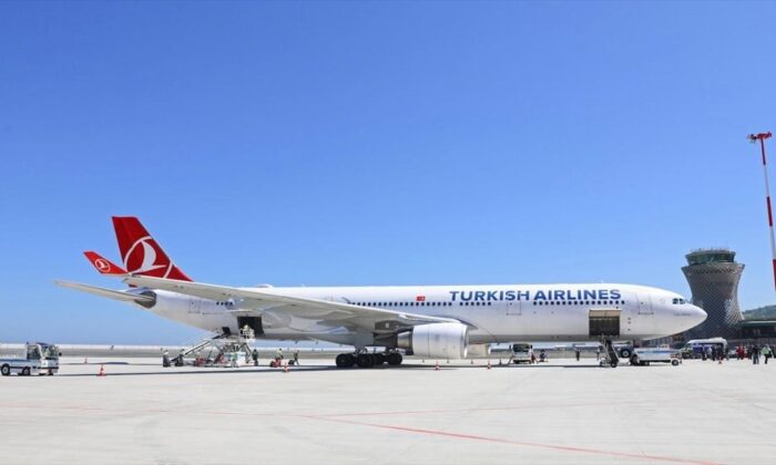 Rize-Artvin Havalimanı’nı 2 ayda 127 bin 990 yolcu kullandı!.