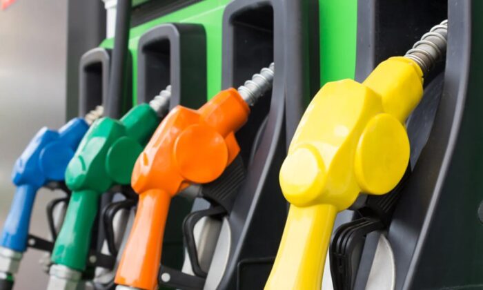 Motorinin ardından benzine de indirim geliyor!.