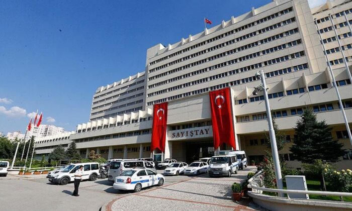 Sayıştay, 19 denetçiyi FETÖ gerekçesiyle meslekten çıkardı!.