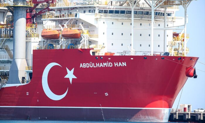 Abdülhamid Han göreve hazır..