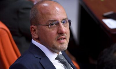 Ahmet Şık, AK Parti’yi kapatıp herkesi yargılayacakmış!.