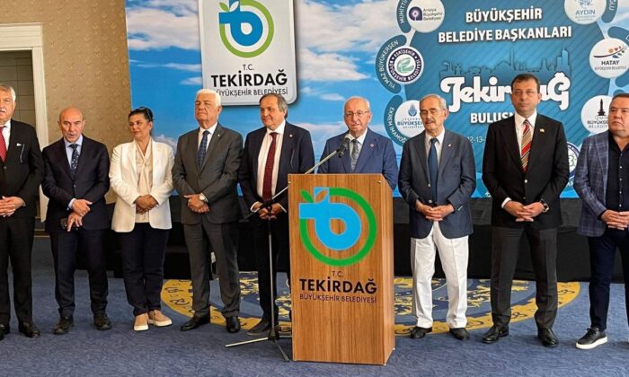 CHP’nin heykelci başkanlarından bir ortak bildiri daha..