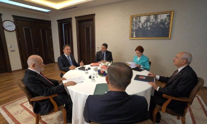 Henüz bir aday çıkaramayan altılı masa, seçim sonrası yol haritasını da belirleyemedi!.