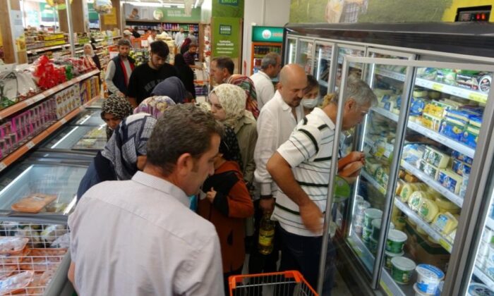 Tarım Kredi Kooperatif marketlerinde indirim yoğunluğu..