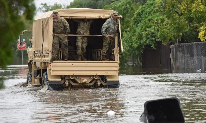 Amerika’da kasırga dehşeti! Florida yerle bir oldu!.