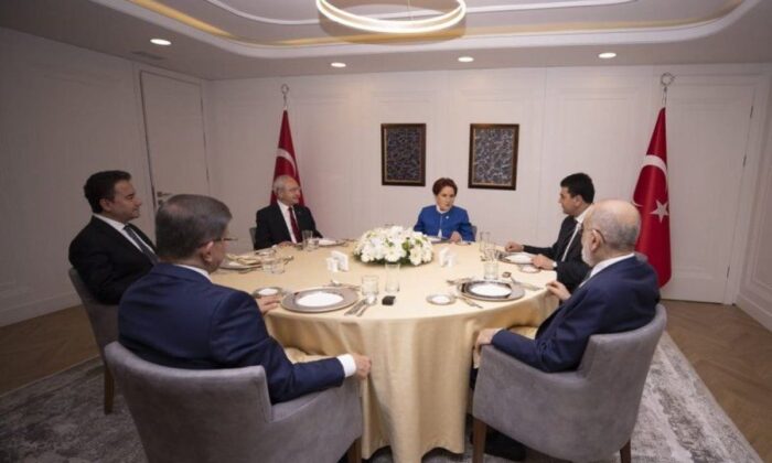 İyi Parti ile DEVA Partisi arasında ekonomi koltuğu kavgası..