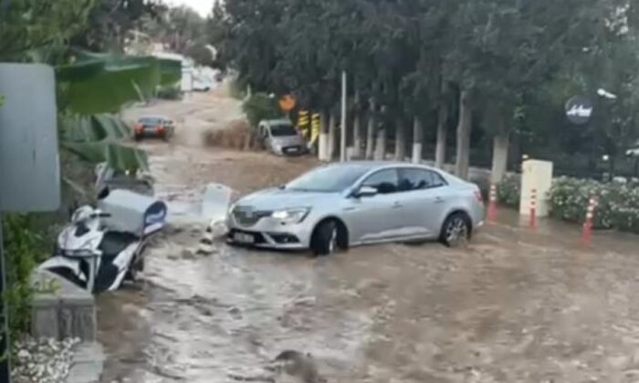 İsale hattı 1 yılda 7 kez patladı, Bodrum’da esnaf isyan etti!.