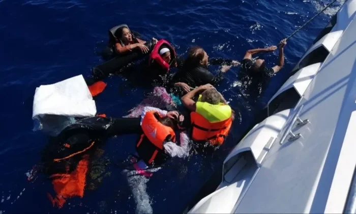 Ege’de Yunan mezalimi! Geri itilen göçmenlerden 3’ü çocuk 6’sı hayatını kaybetti!.