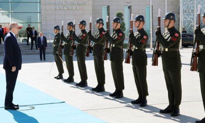 Cumhurbaşkanı Erdoğan Özbekistan’da..