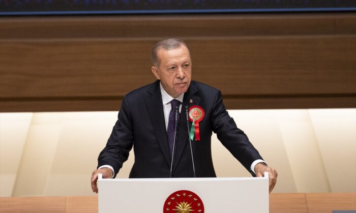 Cumhurbaşkanı Erdoğan: “Adalet suç çetelerinin oyunlarına kurban olmayacak!.”