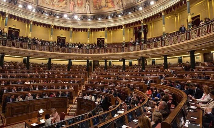 İspanya, İsveç ve Finlandiya’nın NATO üyeliğini onayladı!.