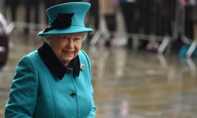 Kraliçe Elizabeth hastaneye kaldırıldı!.