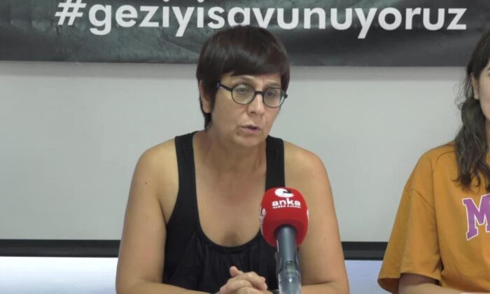 İşe gitmeden devletten maaş aldığı için memurluktan atılan Tezcan Karakuş Candan’ı, Ahmet Necdet Sezer aramış!.