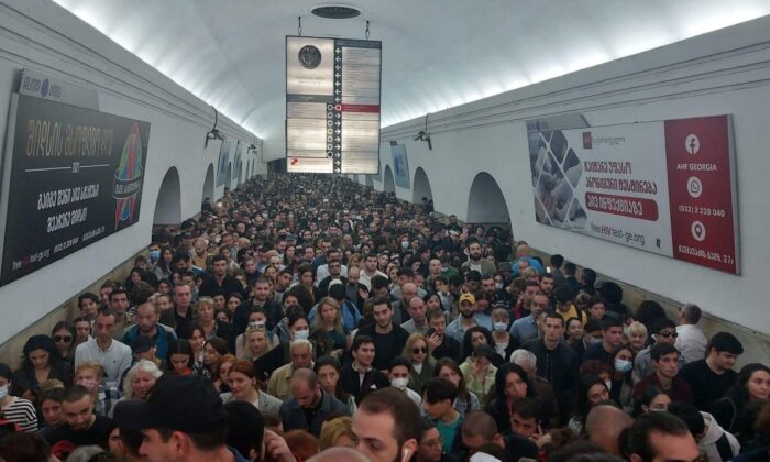 Seferberlikten kaçan Ruslar, Gürcistan’ı doldurdu!.