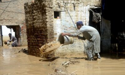 Pakistan’daki sel felaketinde ölü sayısı 1355’e çıktı!.