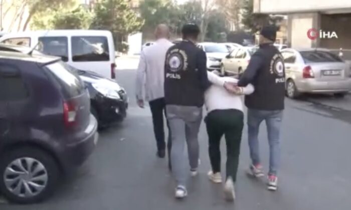Beyoğlu’nda cinayet! Yaşlı kadının katili, komşusu çıktı!.