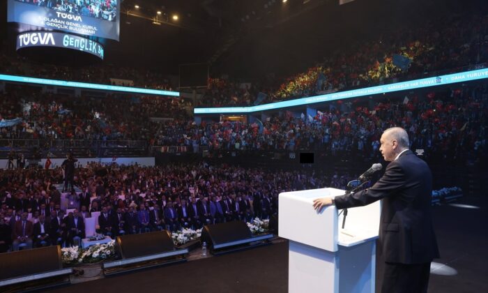 Cumhurbaşkanı Erdoğan, 2023’te yapılacak seçimler için gençlere seslendi!.