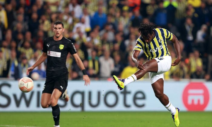 Fenerbahçe, AEK Larnaca’yı 2-0 mağlup etti!.