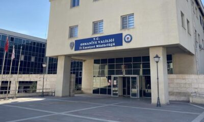 FETÖ’nün firari üyelerini yurt dışına kaçıran 2 şüpheli tutuklandı!.