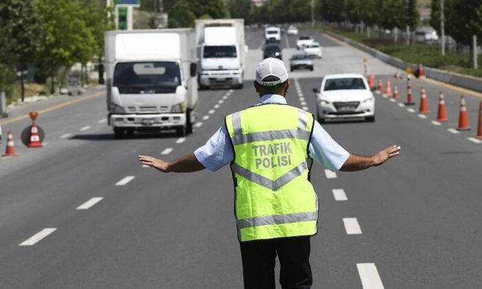 İstanbul’da yarın bazı yollar trafiğe kapatılacak!.